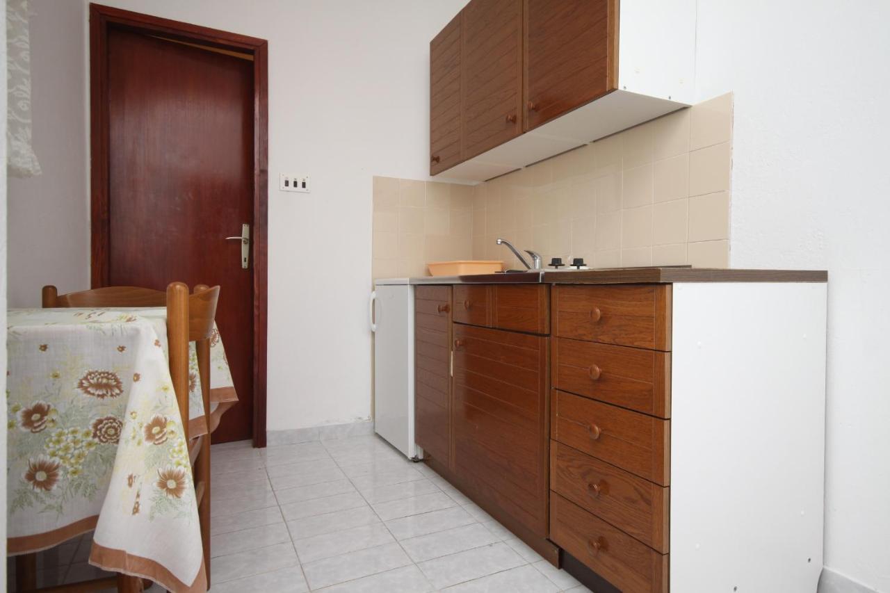 Apartment Metajna 4120C Eksteriør billede